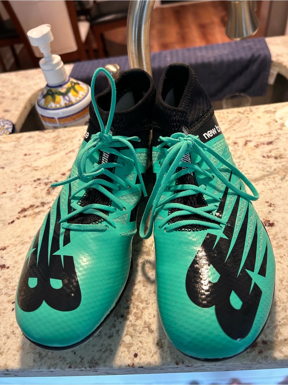 New Balance Racing Track Spikes - Picture 5 of 6